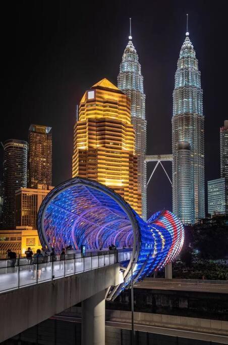 Legasi Kgbharu Ps4 Klcc View Next To Klcc & Train * Kuala Lumpur